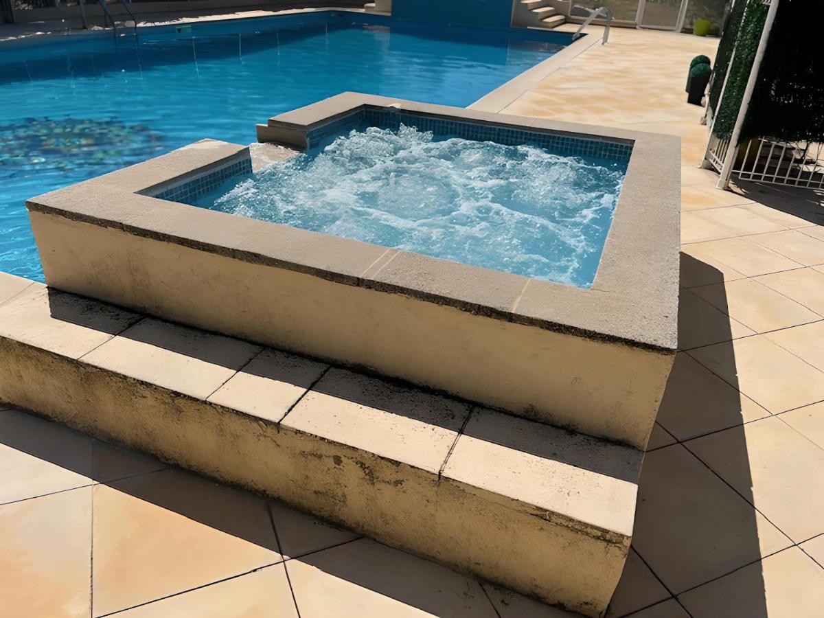 Gite Les Feuilles De Chene Villa Carpentras Ngoại thất bức ảnh